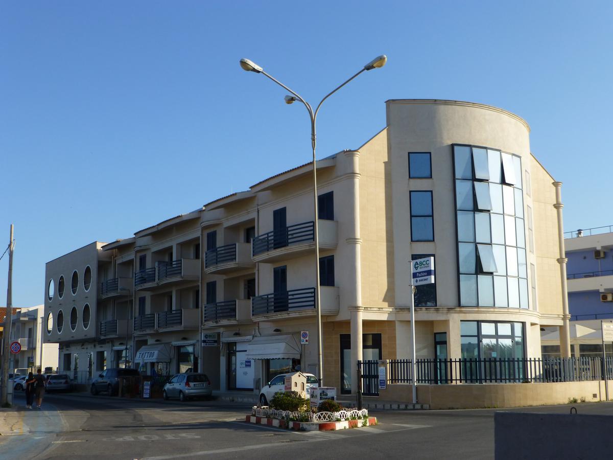 Hotel Celeste Marzamemi Exteriör bild